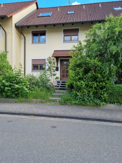 VERKAUFT!! Schönes Reihenmittelhaus in Roth, 91154 Roth, Reihenmittelhaus