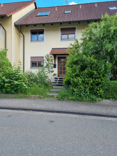 VERKAUFT!! Schönes Reihenmittelhaus in Roth, 91154 Roth, Reihenmittelhaus
