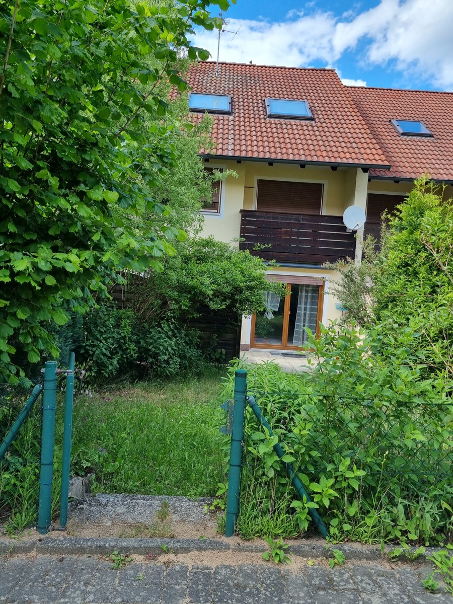 Terrasse und Garten