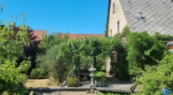 Loungebereich - Ein Paradies für Kinder Haus Pool, Wintergarten, Loungebereich, Grundstück teilbar, SG ausbaufähig