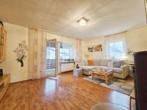 1OG-Wohnzimmer_a - 1 Wohnung im EG mit großem Garten und Garage ist frei, 3 Fam. Haus 270 m² WFl., gute Lage von Schwabach