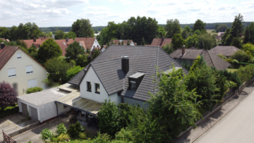 Exklusive 2 Zi-Whg + vorbereiten Spitzgeschoss erweiterbar auf 3 oder 4 Zimmer, Garten, Stellplatz, 90596 Schwanstetten, Etagenwohnung