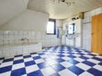 Badezimmer_b - Exklusive 2 Zi-Whg + vorbereiten Spitzgeschoss erweiterbar auf 3 oder 4 Zimmer, Garten, Stellplatz