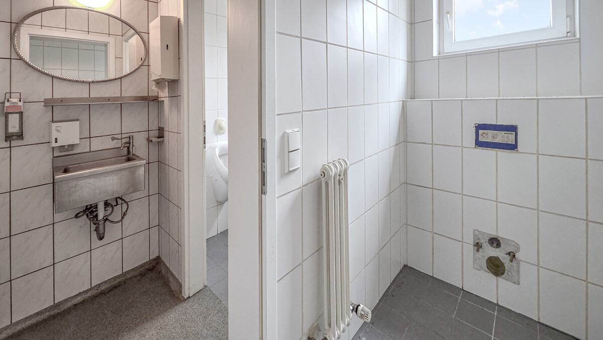 EG-MA WC_b