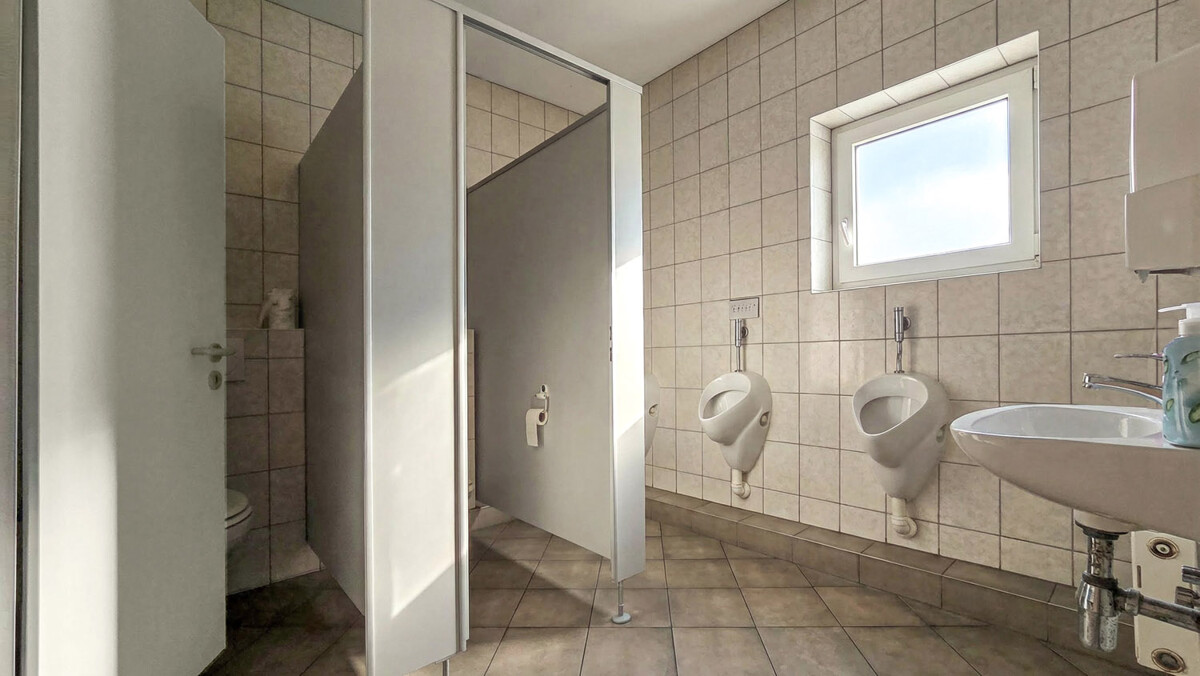 OG-Saal-WC-m