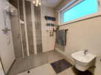 Dusche - VERKAUFT!! Wohntraum in Roth, 3 Zi. + Wintergarten im EG mit Gartenmitbenutzung