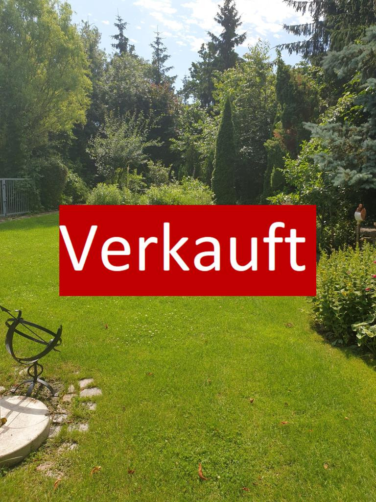 Grundstück