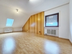 Elternschlafzimmer - Helle, gemütliche 3-Zi-Wohnung, 90m², in Wendelstein bei Nürnberg mit Balkon, EBK, Garage & Stellplatz!