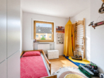 OG-Kind 2 - Modernisiertes Familienhaus mit Garten, Garage und lichtdurchflutetem Dachstudio in ruhiger Lage!