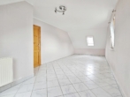 DG-Studio - Schönes Reihenendhaus mit Garten, Garage und Stellplatz in Nürnberg-Gebersdorf